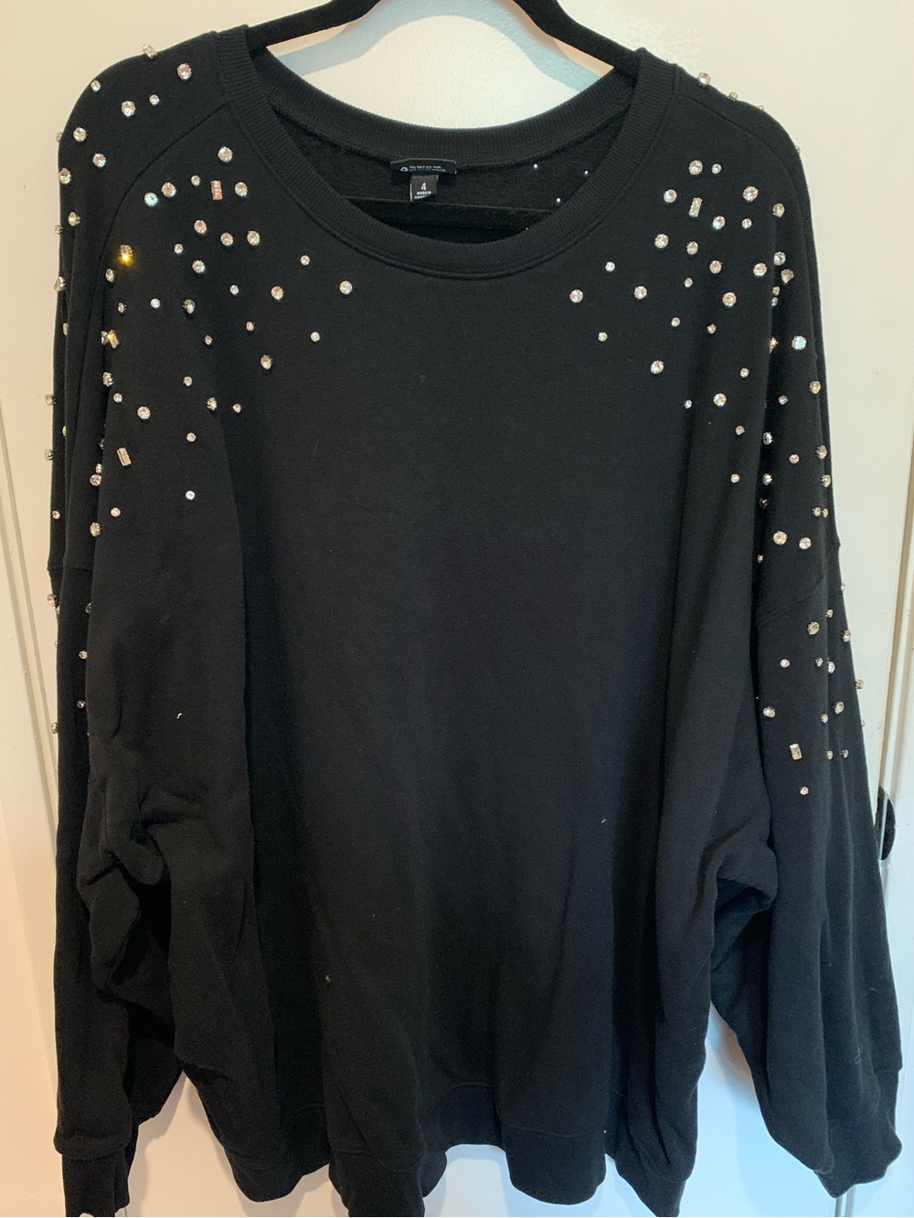 💎 Bejeweled sweatshirt